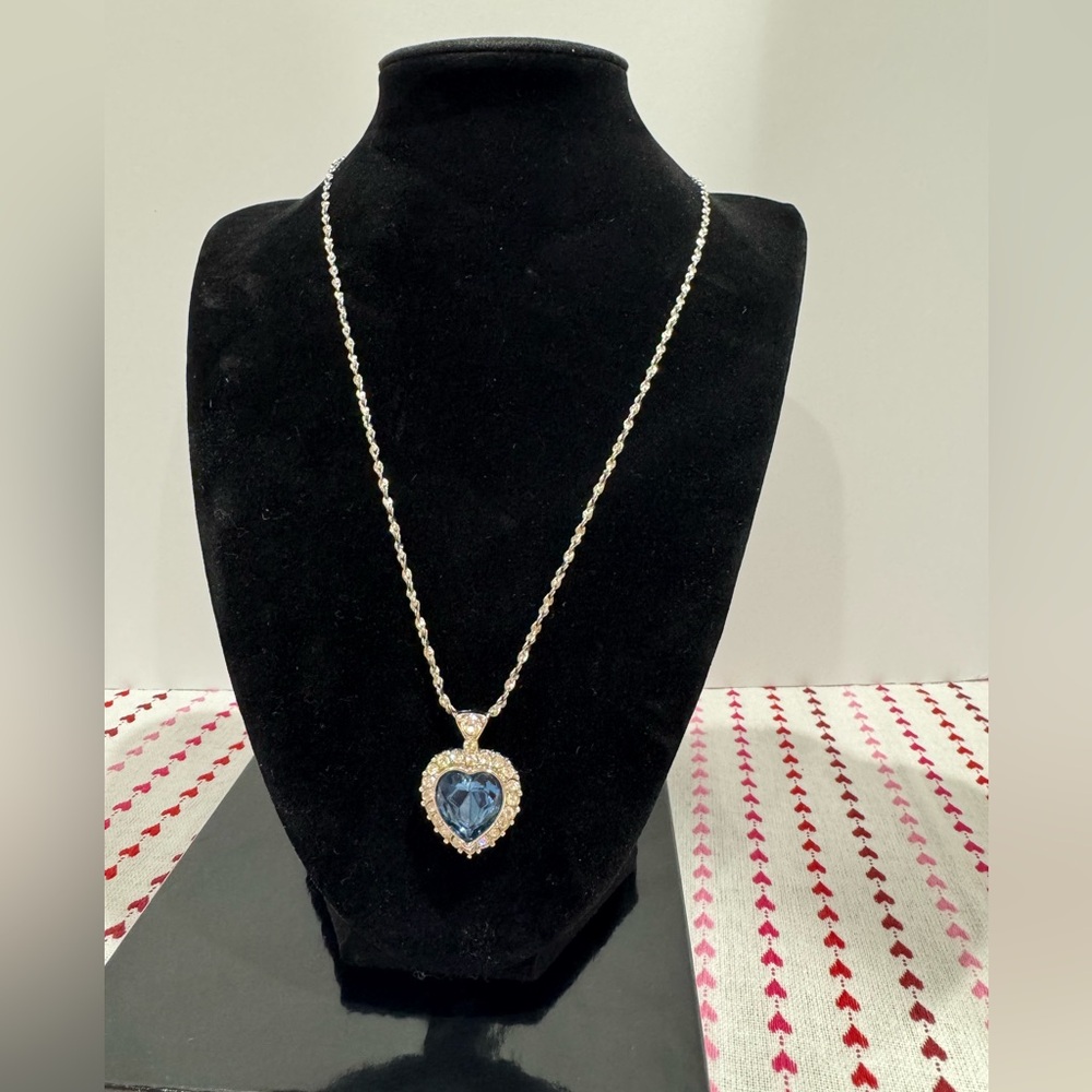 Heart Of The Ocean Style Ode To Titanic Necklace Vintage